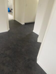 Steinplatten in anthrazit - die passende Wahl für Ihr Zuhause - Grischa Boden