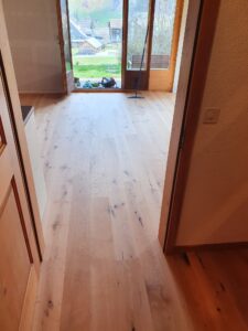 Wunderschöner Holzboden von Ihrem Bodenleger in Graubünden und der Ostschweiz - Grischa Boden